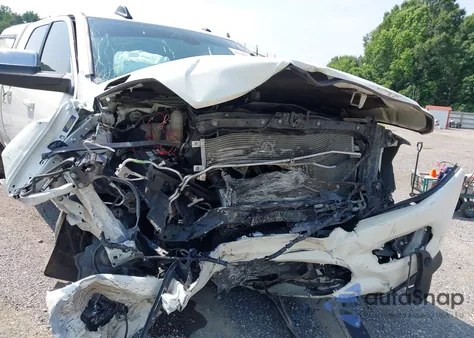 2020 Ram 2500 Laramie 4X4 6'4 Box z USA, uszkodzony, nr VIN 3C6UR5NL1LG222920